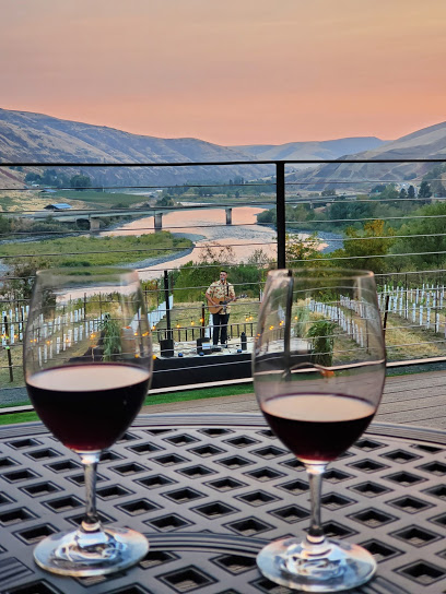 Rivaura Estate Vineyard and Winery