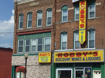 Robby's Discount Wine and Liquor