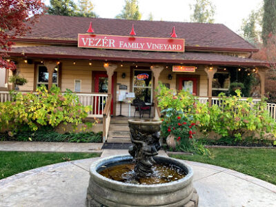 Vezer's Family Vineyard