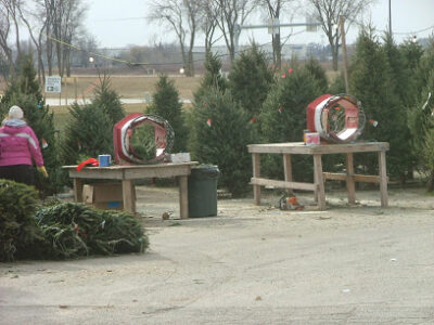 L&M Tree & Wreath