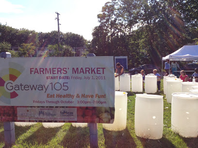 Gateway 105 Farmers' Market