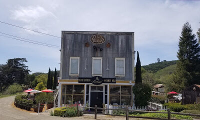 Old Edna Vacation Farmhouse and Cottage Rentals