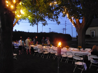 Huston Vineyards