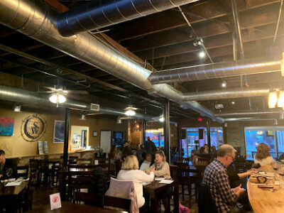 Sloan & Williams Winery - Grapevine