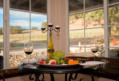 Hart 2 Hart Vineyards & Winery