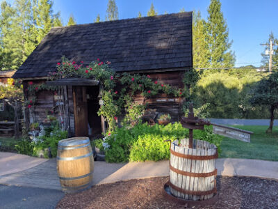 Husch Vineyards & Winery
