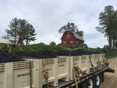 Nicholas Farm & Vineyards