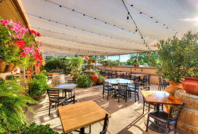D.H. Lescombes Winery & Bistro