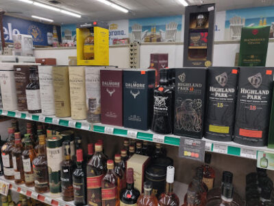 Mr. T's Liquors