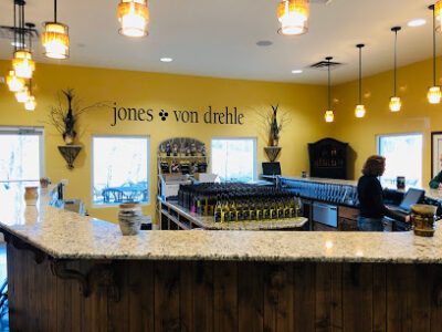 Jones von Drehle Vineyards