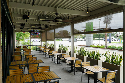 Cooper's Hawk Winery & Restaurant