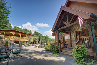 Paradise Hills, Winery Resort & Spa