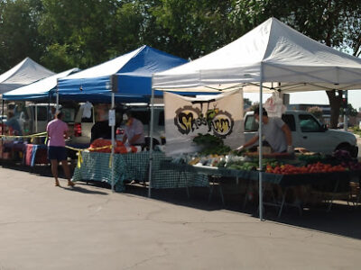 Visalia Farmer's Market