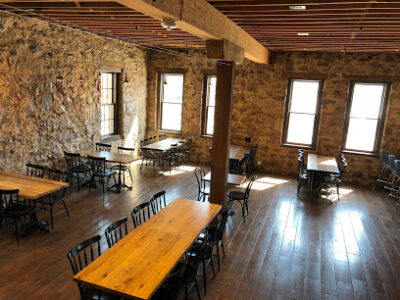 R Wine Bar & Kitchen