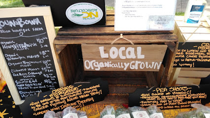 Mouna Bowa Farms