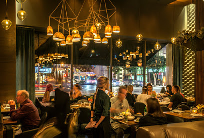 Le Grand Restaurant & Wine Market