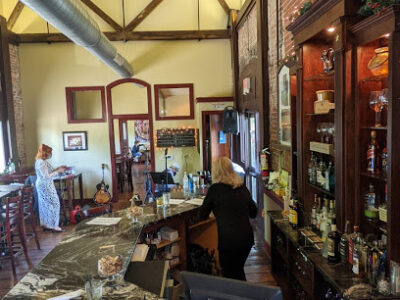 ARTISAN Wine and Cheese Cellars