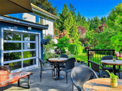 Rocky Creek Winery (book online)