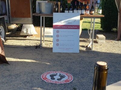 Willamette Valley Vineyards - Carlton Wine Corner (outdoor tasting)