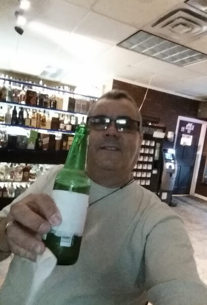 Yhomax Liquors Inc