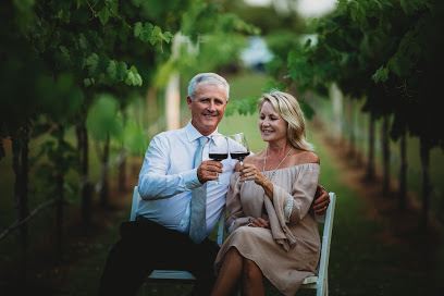 Rollins Vine2wine Vineyard &Winery