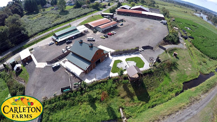 Carleton Farms