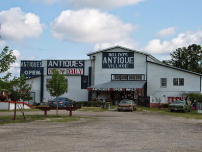 Waldo Farmers and Flea Market