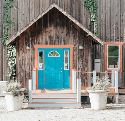 Peachbarn Winery & Cafe