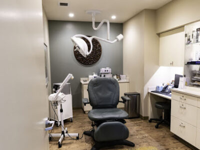 Salinas Valley Plastic Surgery: Jeremy Silk, M.D.