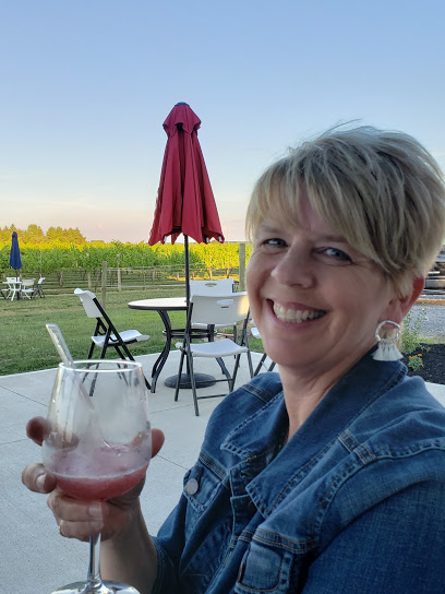 Dragonfly Vineyard and Wine Cellar