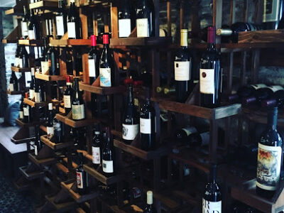 Mon Ame Chocolate & Wine Bar (MAC Wine Bar)