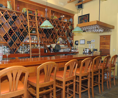 MT's Local Kitchen & Wine Bar
