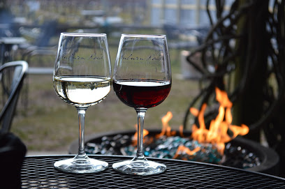 Auburn Road Vineyard & Winery