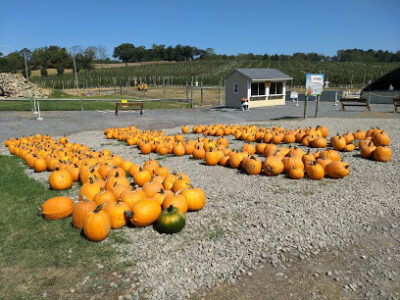 Grim's Orchard & Family Farms