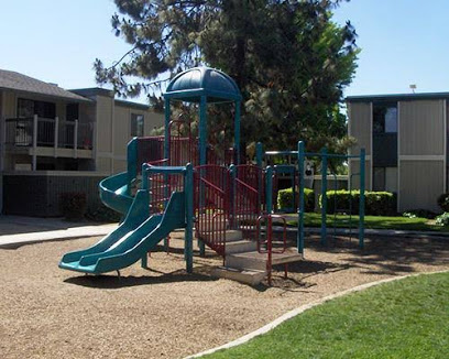 Summer Park Apartments