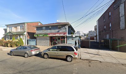 Medina's Liquor Store
